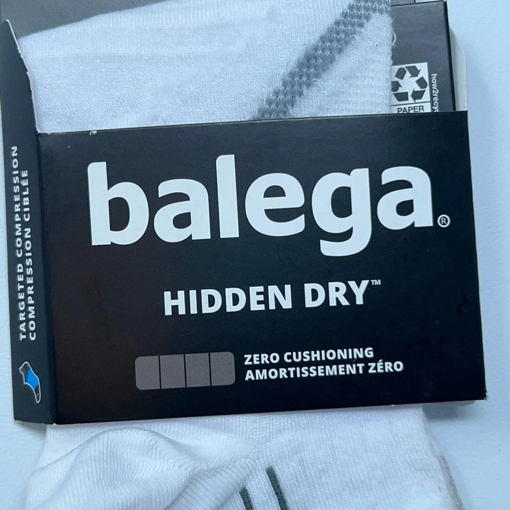 Balega Unisex Medium White Hidden Dry No-Show Running Socks NWT *Flaw
